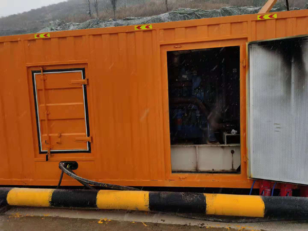 新沂出租发电机-船用柴油发电机的工作原理是怎么样的？